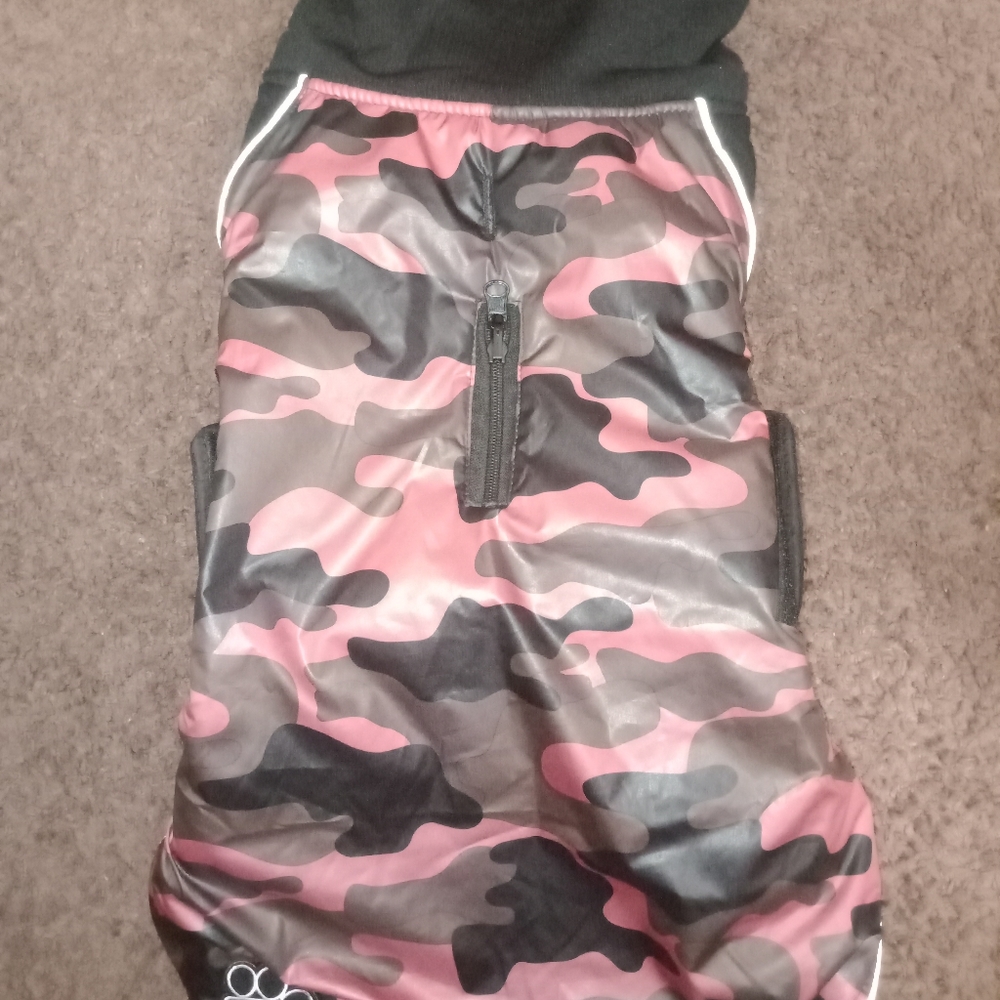Camouflage reversal rain coat